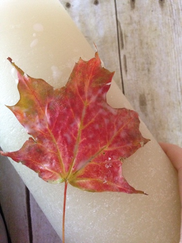 autumn-leaf-candle.jpg