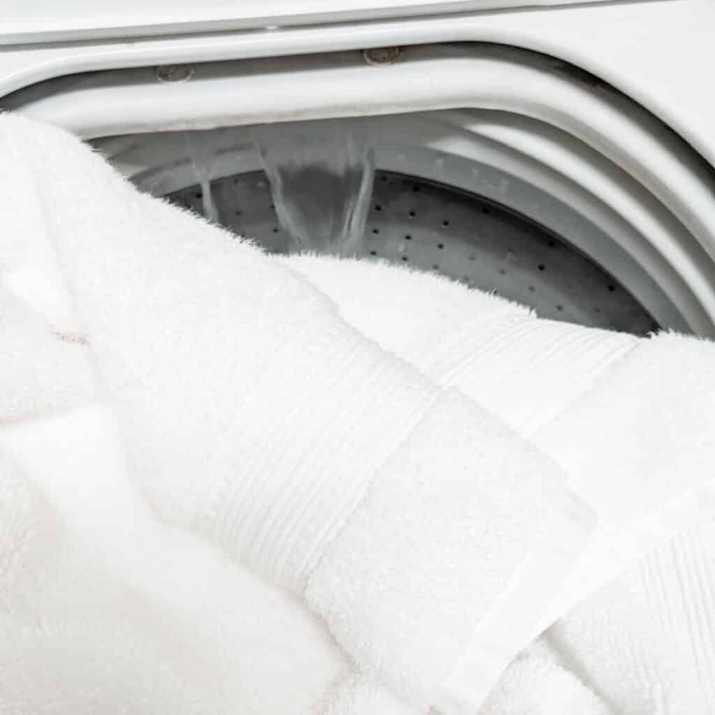 how to get mildew smell out of clothes in washing machine