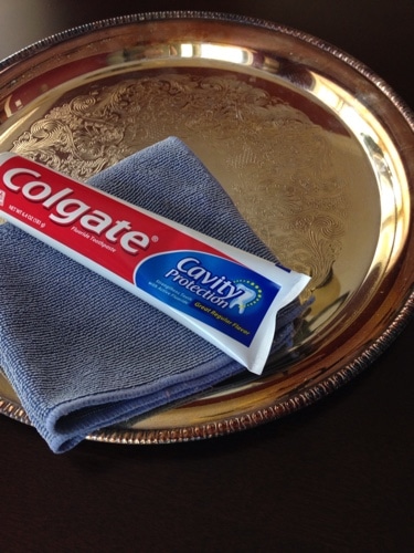 how-to-use-toothpaste-to-clean-silver.jpg