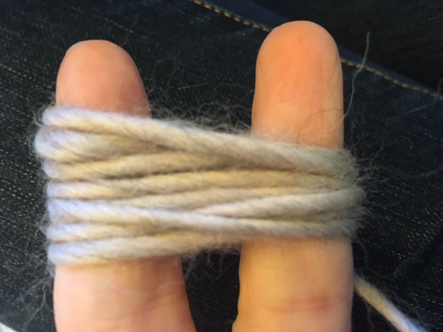 yarn-around-finger