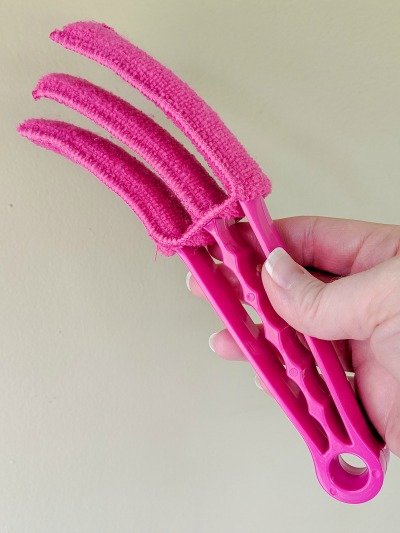 window blinds cleaning tool