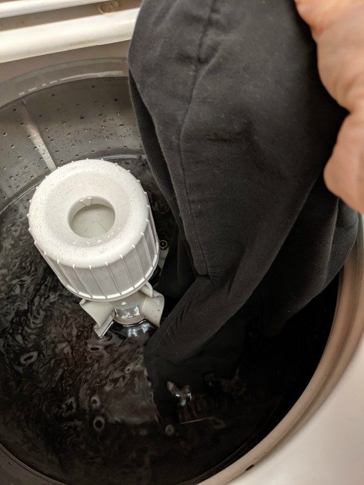 dyeing clothes in the washing machine
