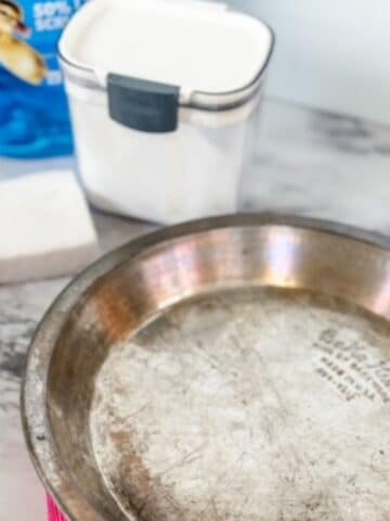 removing rust from pots or pans