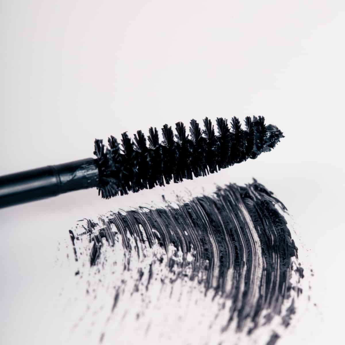 how-to-get-mascara-out-of-carpet-frugally-blonde