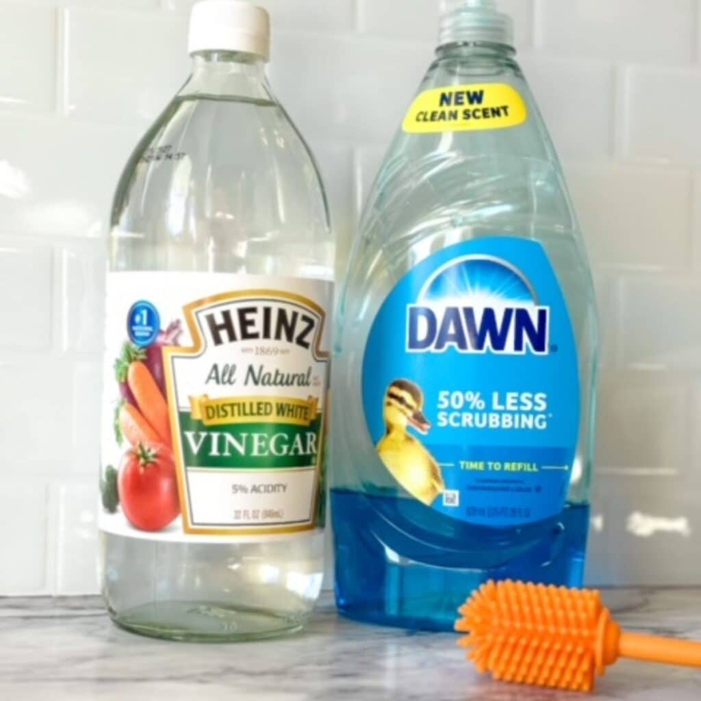 vinegar and dish soap for cleaning tea kettle